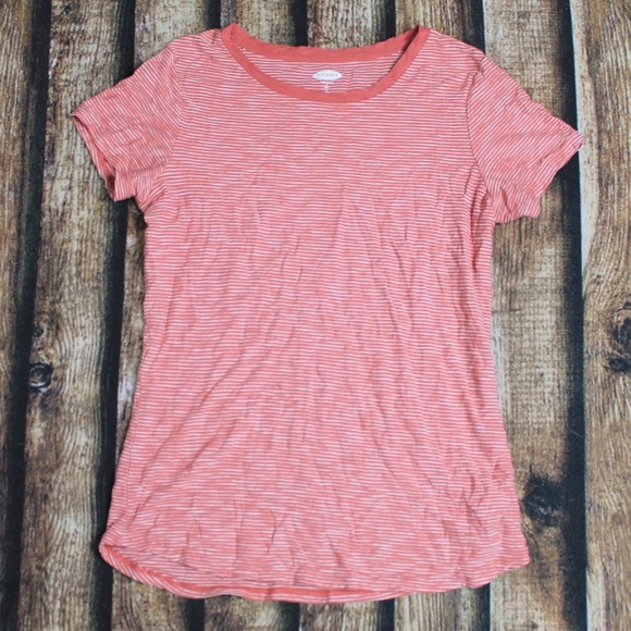 🎀3/$30 Old Navy Red/Orange Striped Tee